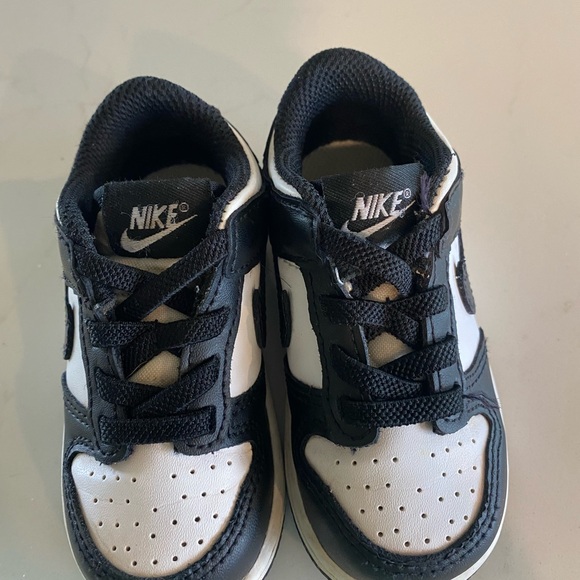Nike Toddler Black and White High-Top Sneakers - Picture 5 of 6
